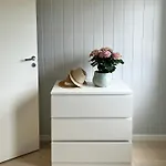 Ferienhaus Modern With Sea View In Oysang