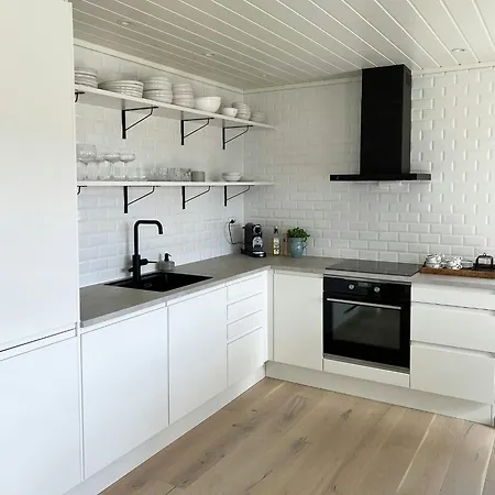 Modern With Sea View In Oysang * Sondeled